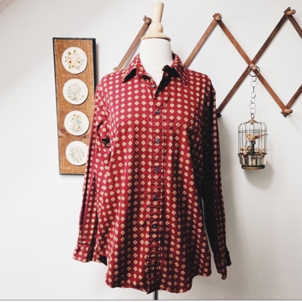 Vintage Burgundy Patterned Button Down Shirt Medi… - image 1